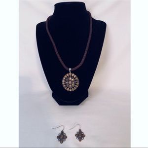 Brown Pendant Set